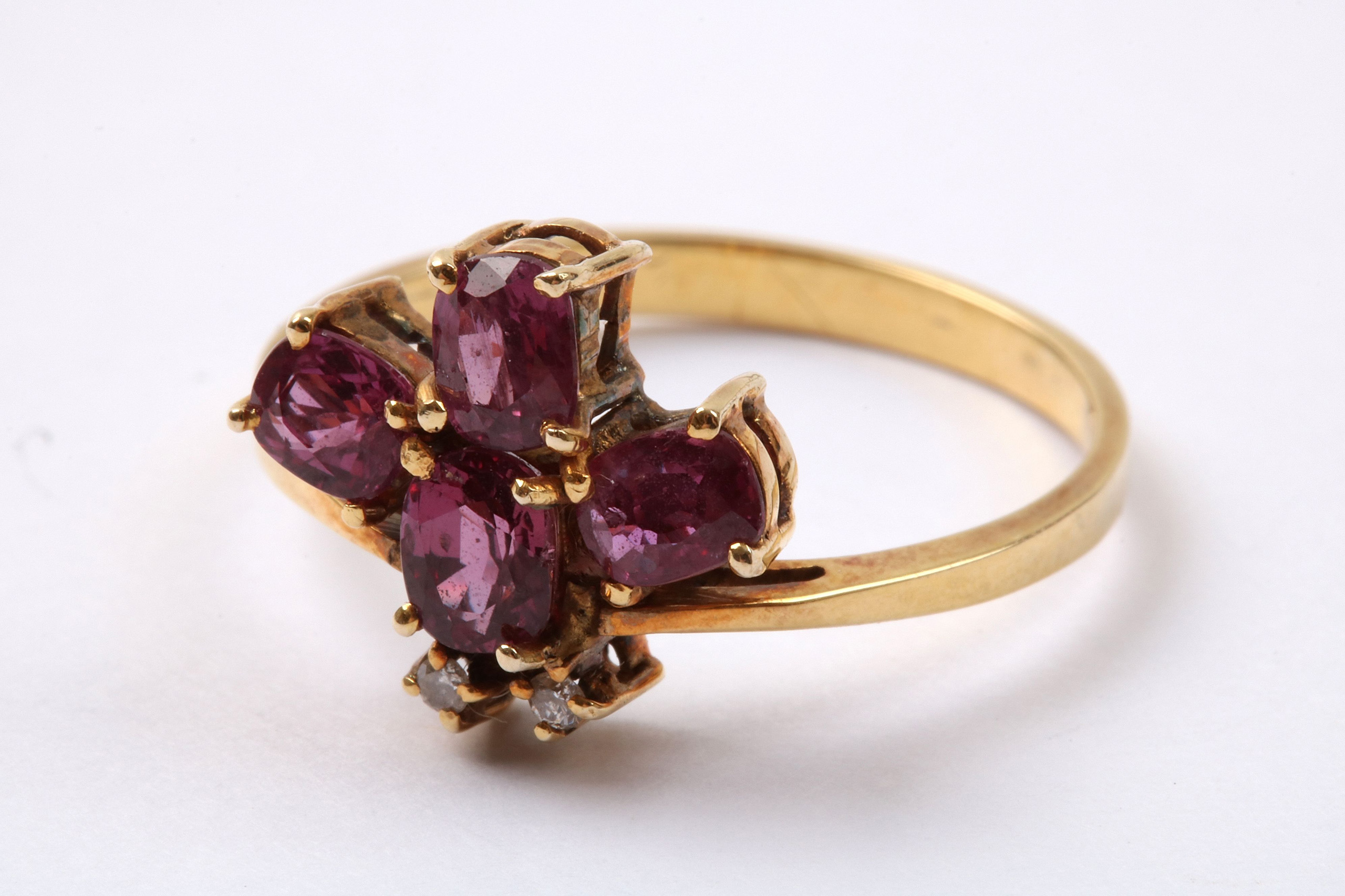 RING DIAM & RUBINER (SMÅNAGG) 17,5MM, ENLIGT UPPGIFT KÖPT PÅ SRI LANKA