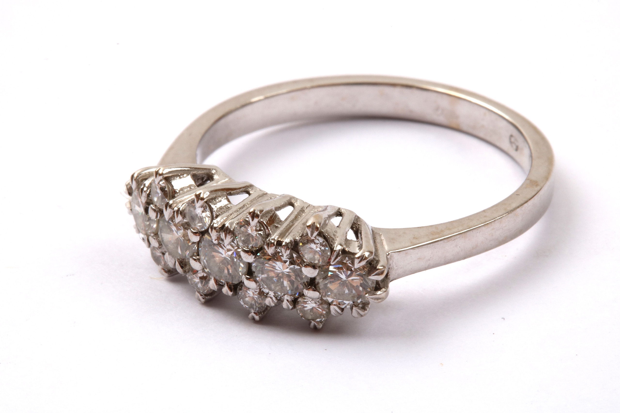 RING VITGULD DIAM TOT 0,71CT W VVS ENLIGT INSKRIPTION, 17,75MM, SVENSK IMPORT-STÄMPEL